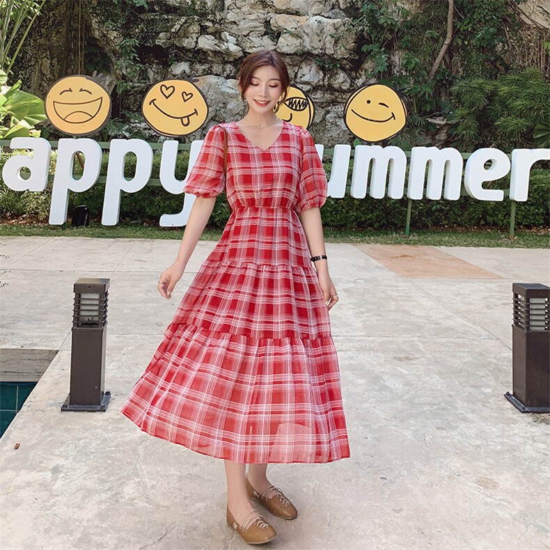 格子中长款2021夏季新款v领舒适休闲时尚,女装连衣裙,艾艾淮淮
