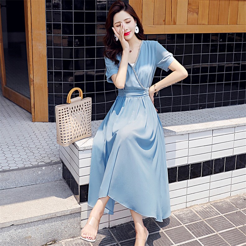 优雅显瘦钉钻连衣裙气质V领收腰设计轻盈飘逸,女装连衣裙,岚衣(原川流布茜）
