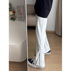 灰色