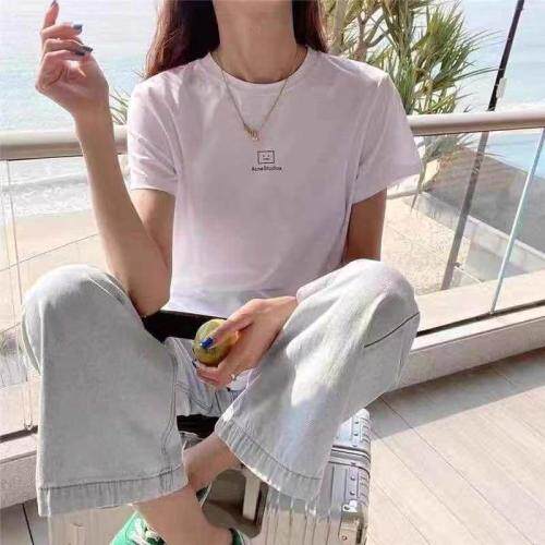 现货、纯棉休身版T、质地柔软舒适，女装，素墨