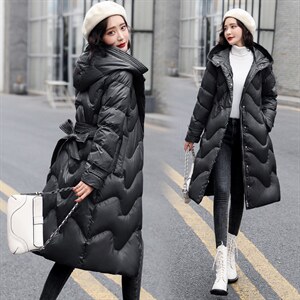2021冬季新款韩版中长款连帽羽绒服修身收腰优雅羽绒服外套，女装羽绒服，铭街依杨