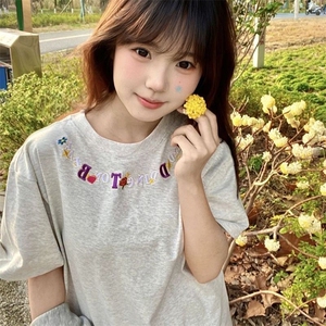 H0518-p35 领口刺绣 设计感精梳棉 短袖t恤男女同款情侣装图片