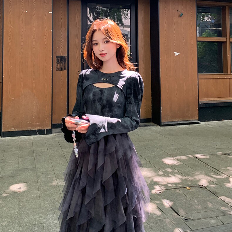 温柔千金风穿搭紫色吊带连衣裙加开衫女春秋超火好看高级长裙套装,女装连衣裙,纯色衣恋