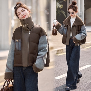 牛仔拼接短款羽绒服女2025冬季新款翻领加厚保暖羽绒外套图片