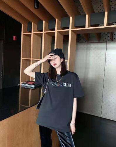 现货，英文字母印花T，白，深灰色，黑色～图片