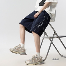 藏青色