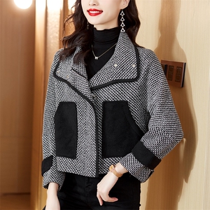蝙蝠袖短款外套女2025春新款潮流百搭小香风千鸟格毛呢大衣小个子图片