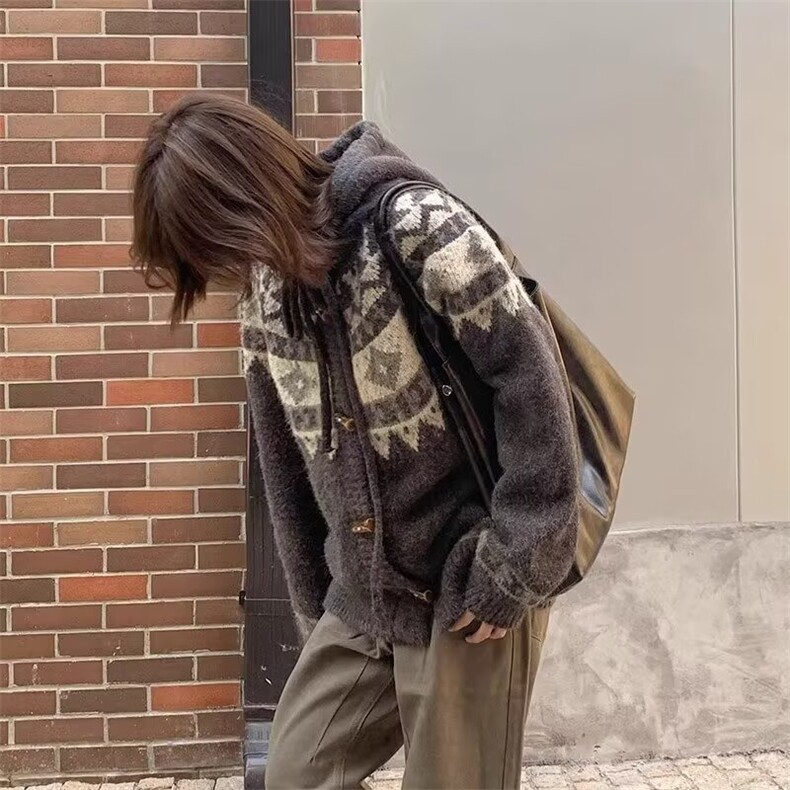 复古费尔岛提花毛衣开衫男女连帽牛角扣外套设计感针织上衣JMY72图片