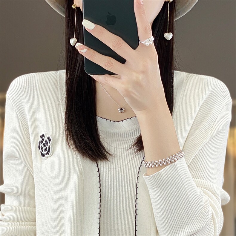 春秋款山茶花V领精纺羊毛针织两件套开衫女拼色宽松长袖外套毛衣,针织衫/毛衣,暖烁羊绒