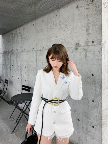 新款时尚蝴蝶配腰带西装，女装西装，蓝衣可