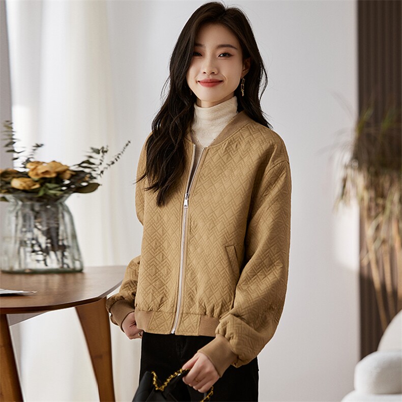 白色夹克外套女2025春秋款时尚宽松百搭休闲小个子菱格棒球服上衣,女装短外套,姿衣坊