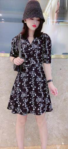 夏季新款连衣裙，女装连衣裙，布落阁