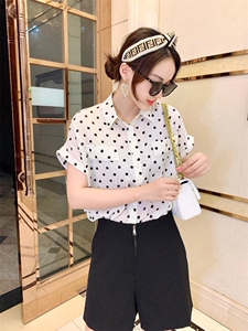 天姿秀色，杭州意法服饰城1楼1208A,1208B