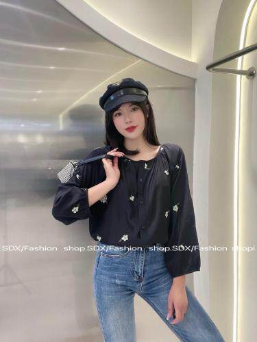 【现货】秋季新款3d刺绣款小衫，其它，色调轩