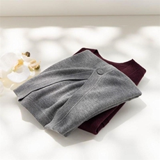 2025年秋季V领背心时尚百搭通勤简约休闲，女装背心吊带，致织羊绒