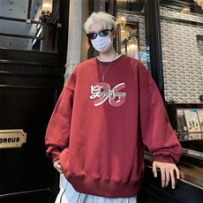 酒红色