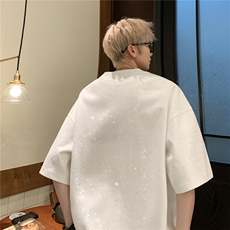 白色