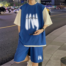 藏青色