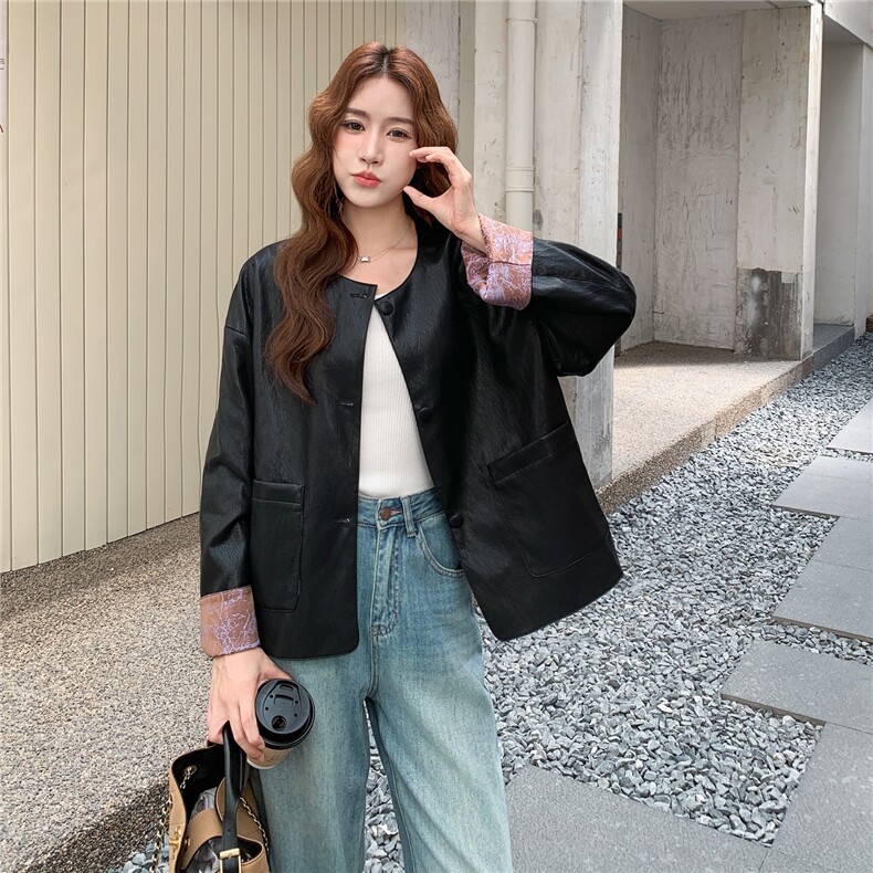 两面穿圆领花纹袖口拼接皮衣外套女秋季新款时尚气质休闲显瘦上衣,女装短外套,2C057
