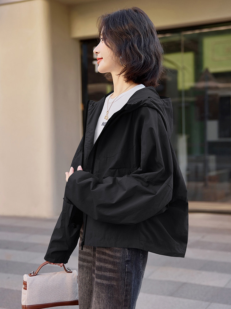 法式赫本风高级感小个子减龄短外套女春秋季小众百搭显瘦开衫潮,女装短外套,梦懿尔