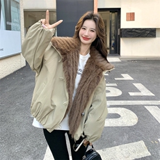 新款！保暖休闲大毛领派克服牛角扣工装外套2C133-6006-P255-K378，女装派克服，2C133