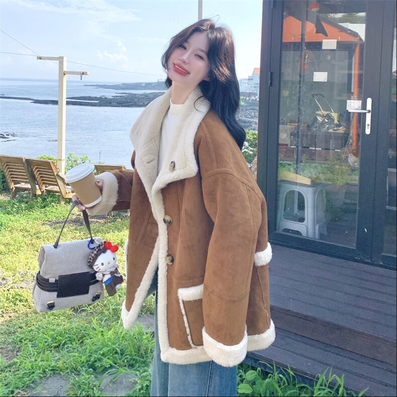 减龄两面穿咖色皮毛一体外套女冬季2025新款羊羔毛小个子加厚棉服，女装羊羔毛/颗粒绒，诺蝶