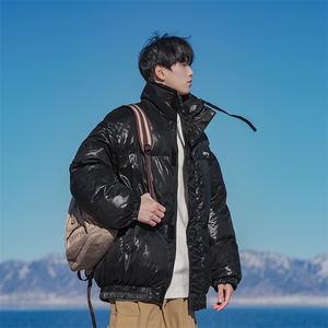 B225-W8636-P126-X158---聚酯纤维--印花袖子可拆卸棉服图片