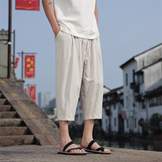 米白色