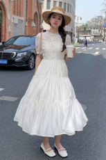 白色绣花木耳边法式连衣裙2025新款女夏绝美减龄高级感鱼尾裙子，女装连衣裙，浙宝285（原212）