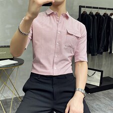 粉红色
