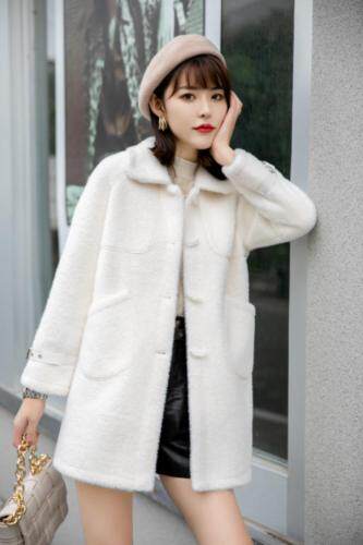 冬季新款貂绒皮毛一体大衣外套，女装，煊 芮 熙