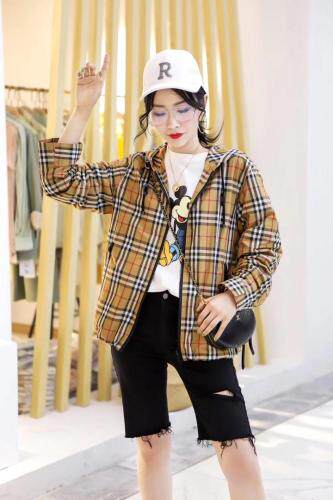 2021春装新款格子外套，女装，春语雨桐