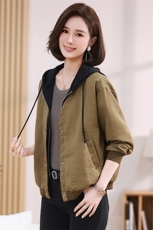 连帽棒球服女秋冬装新款韩版宽松显瘦休闲百搭大码假两件卫衣，女装短外套，梦芯尔
