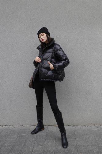 2021冬季设计羽绒服，女装羽绒服，易霏金熙