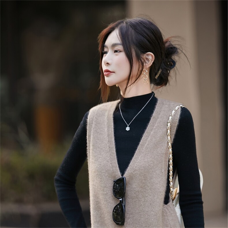 法式高端慵懒风100纯羊毛针织马甲女叠穿背心宽松毛衣坎肩25新款,女装羊毛衫,迅太羊绒