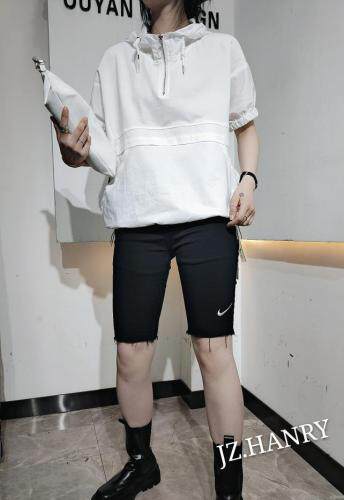 9070短袖帽衫，女装，俊泽.哈妮