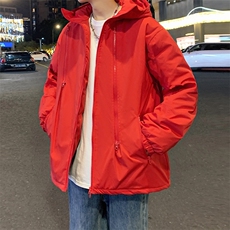 红色