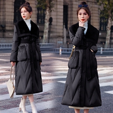 【现货放心推】2024新款双面羊绒拼接雪兰貂大翻领羽绒服90白鸭绒，女装羽绒服，雅静靓衣
