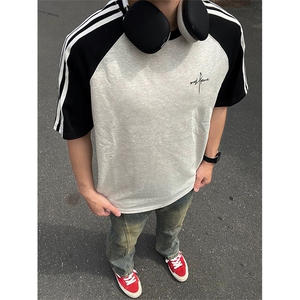 抖音得物品质二开240克宽松纯棉美式潮牌插肩三杠织带短袖T恤图片