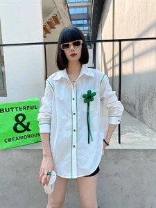 爱美欧 现货 撞色胸花衬衣图片