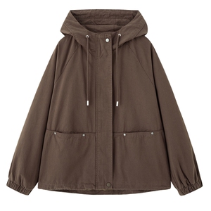 现货短款外套连帽女，长袖休闲风衣短外套拼接宽松型运动洋气图片