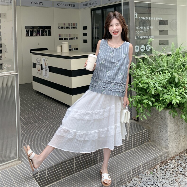 温柔风条纹花朵背心套装女夏季2025气质减龄蕾丝拼接半身裙两件套,女装套装/套裙,2C201
