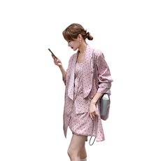 温柔系穿搭粉色波点西装套装女秋季2025新款显瘦背心半身裙三件套，女装套装/套裙，2C123