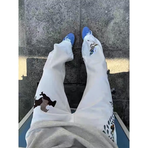 牛仔裤男春秋季潮牌宽松直筒港风裤子高街印花学生拖地阔腿长裤子图片