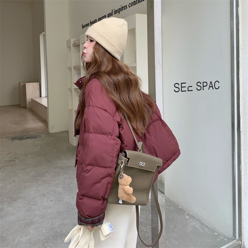 现货新款韩版宽松立领撞色格子袖口羽绒服短款外套面包服,女装羽绒服,韩然一族