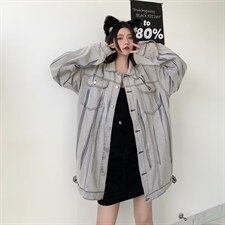 灰色