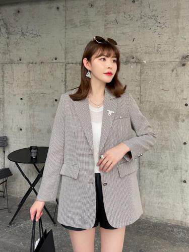 【现货】秋装带钻休闲西装，女装西装，爽靓爽