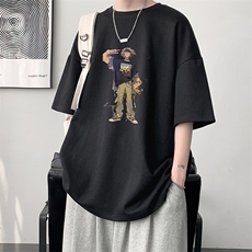 黑色
