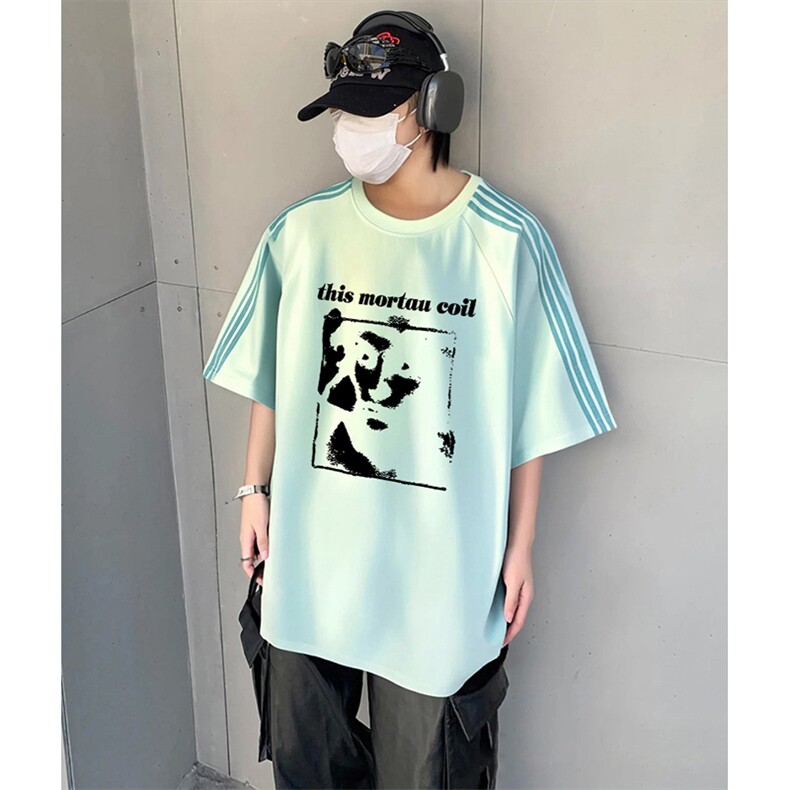 抖音得物品质二开240克宽松纯棉美式潮牌印花三条杠中性风短袖T恤,男装T恤,电商A486