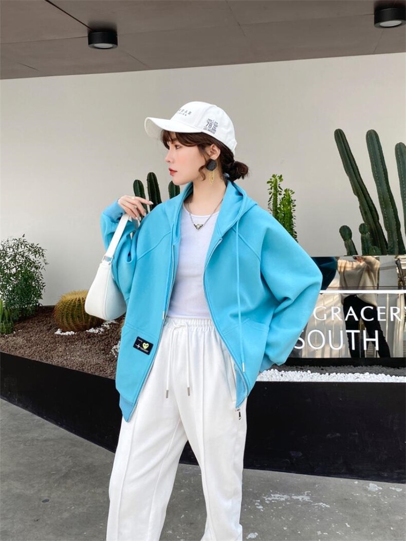 后背小熊卫衣，女装卫衣/绒衫，诗苒